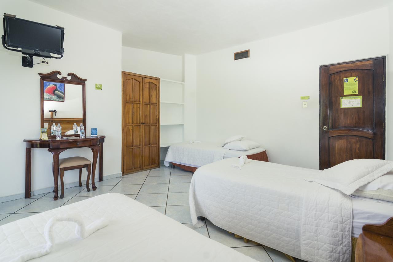 Grand Hotel Lobo De Mar Puerto Ayora  Exterior foto